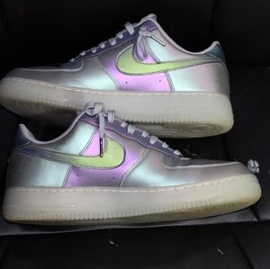 Nike air force 1 low lv8 iridescent